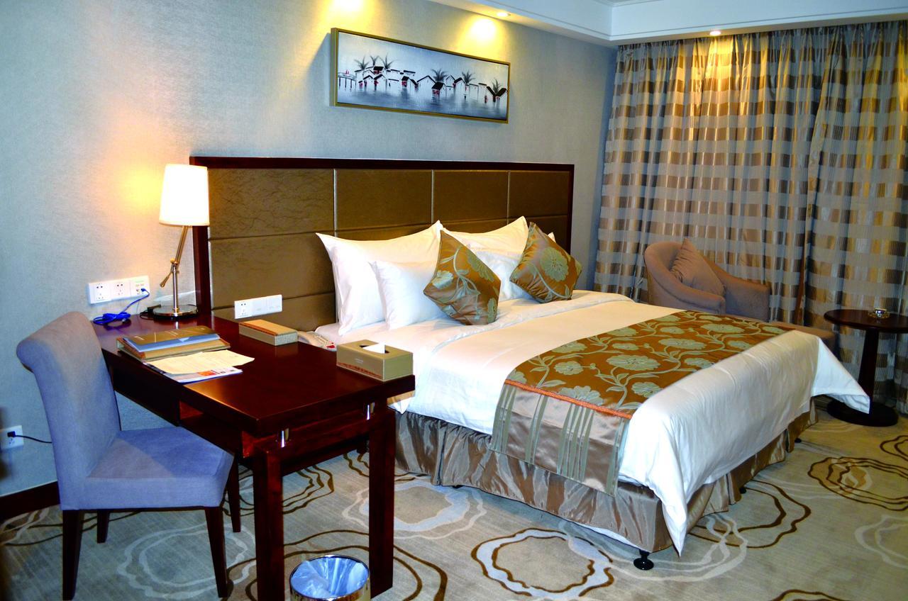 Manhatton Hotel Zhuhai Eksteriør billede