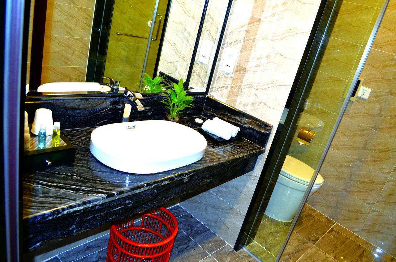 Manhatton Hotel Zhuhai Eksteriør billede