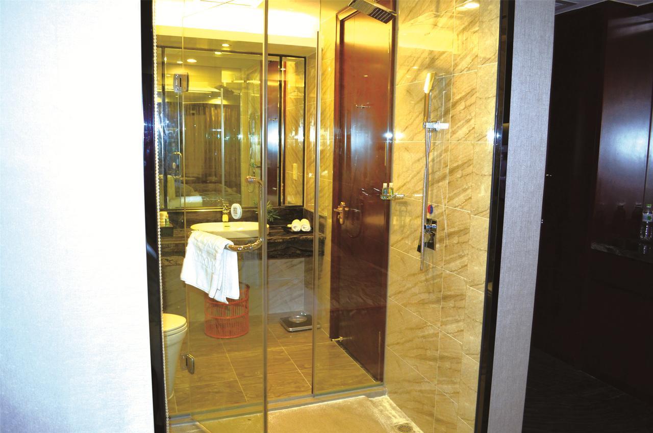Manhatton Hotel Zhuhai Eksteriør billede