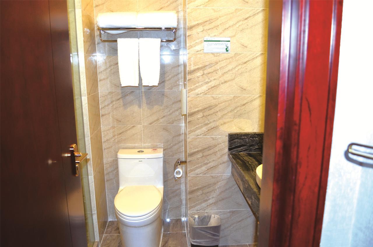 Manhatton Hotel Zhuhai Eksteriør billede