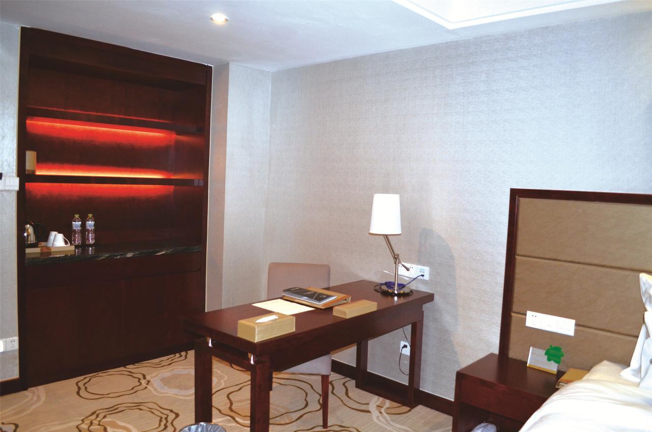 Manhatton Hotel Zhuhai Eksteriør billede